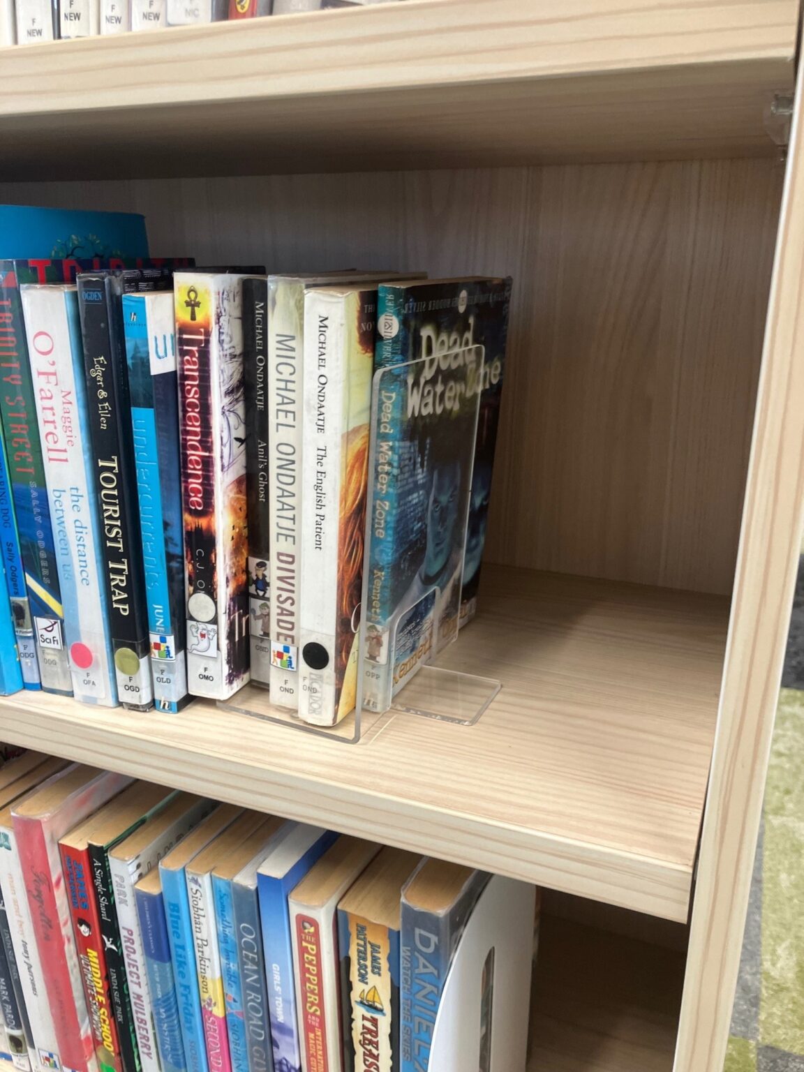 Fiction Acrylic Bookend Fry Library & School Supplies